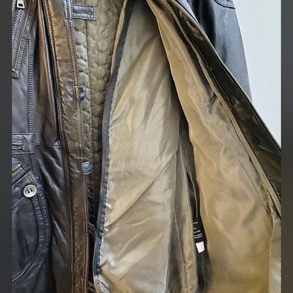 Danier long Leather Jacket with quilted lining - Picture 9 of 9